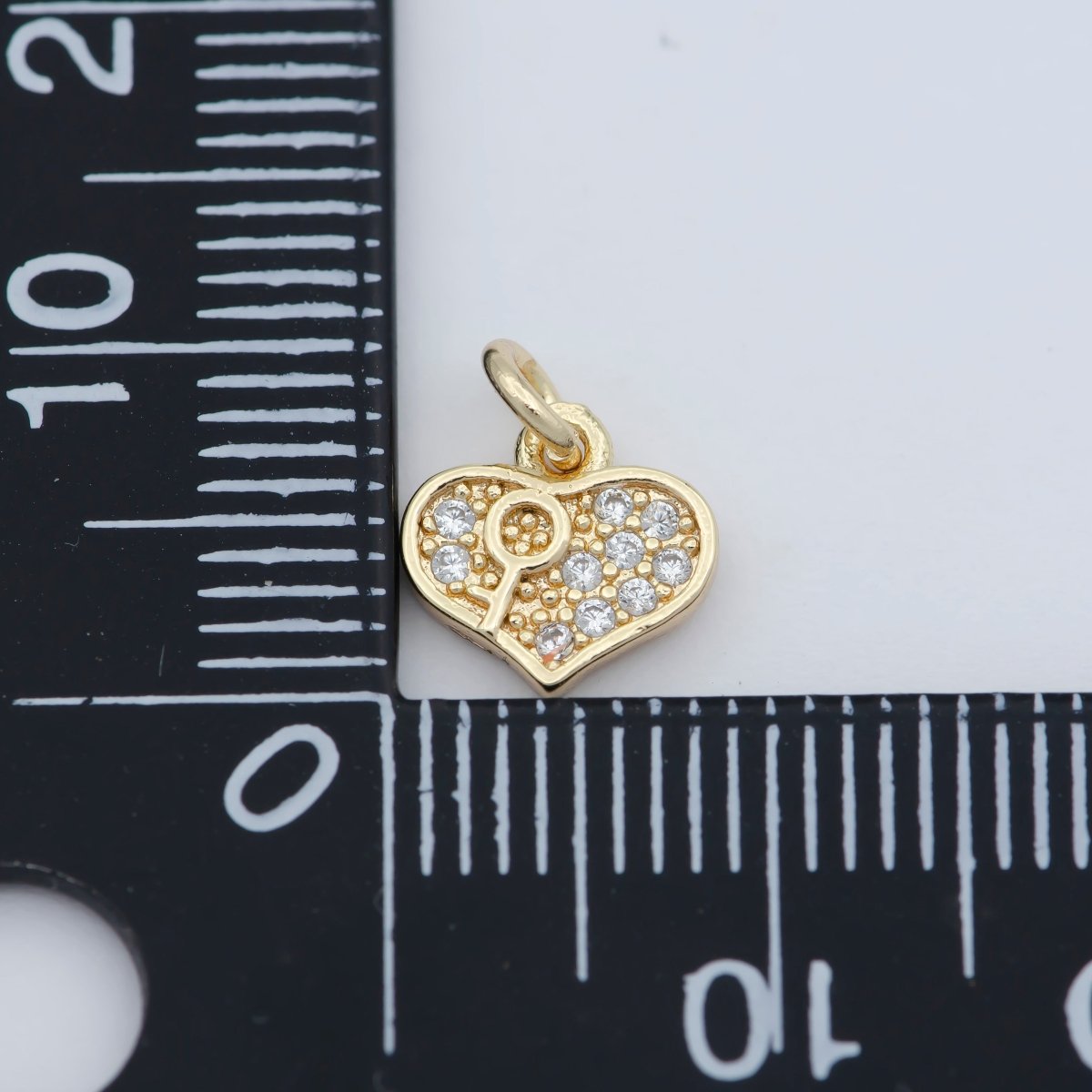 Tiny Gold Lock Key Pendant Charm, Dainty Heart charm for Bracelet Necklace Earring Component M-370