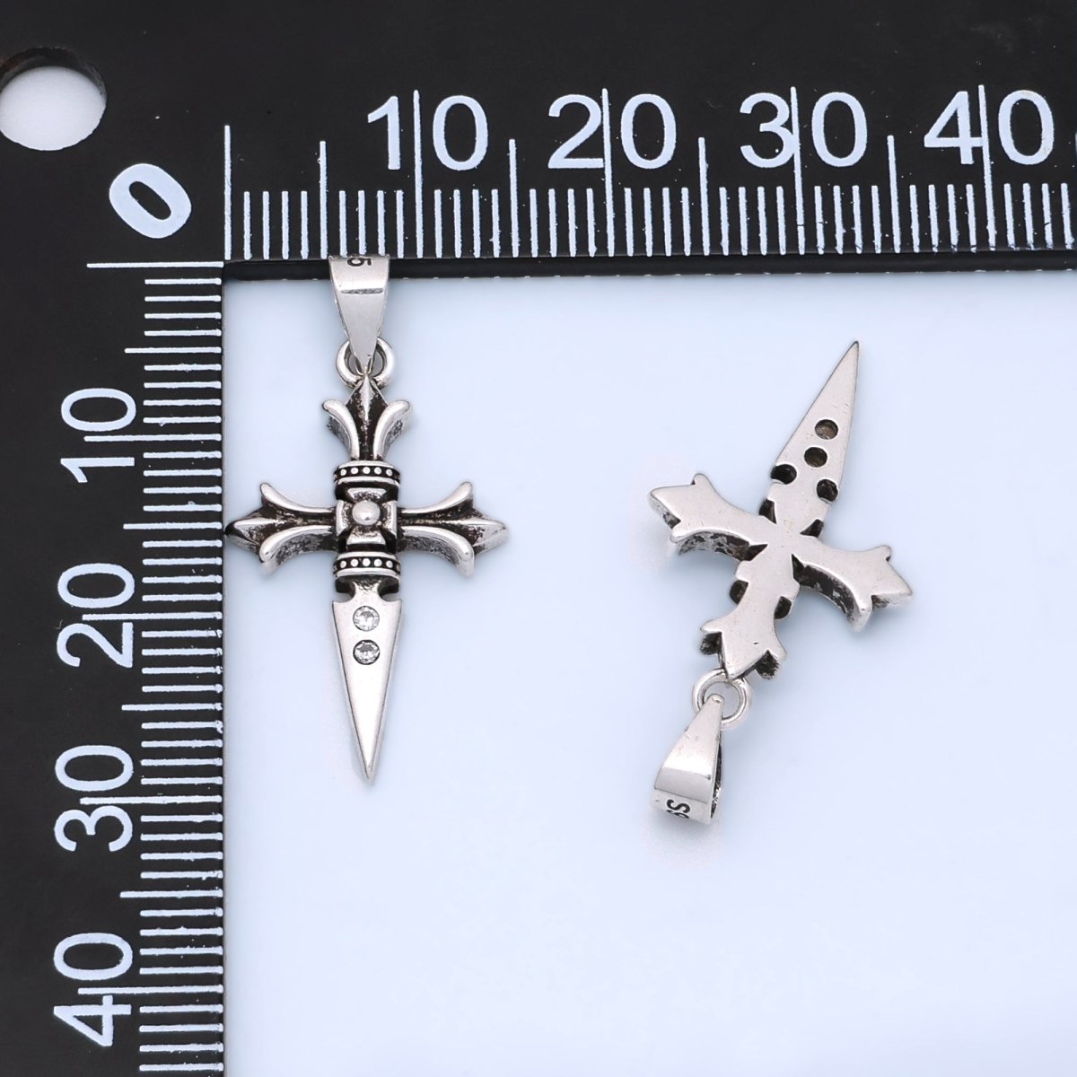 S925 Sterling Silver 30mm Fleur St. James Cross Knife Oxidized Pendant | SL-462