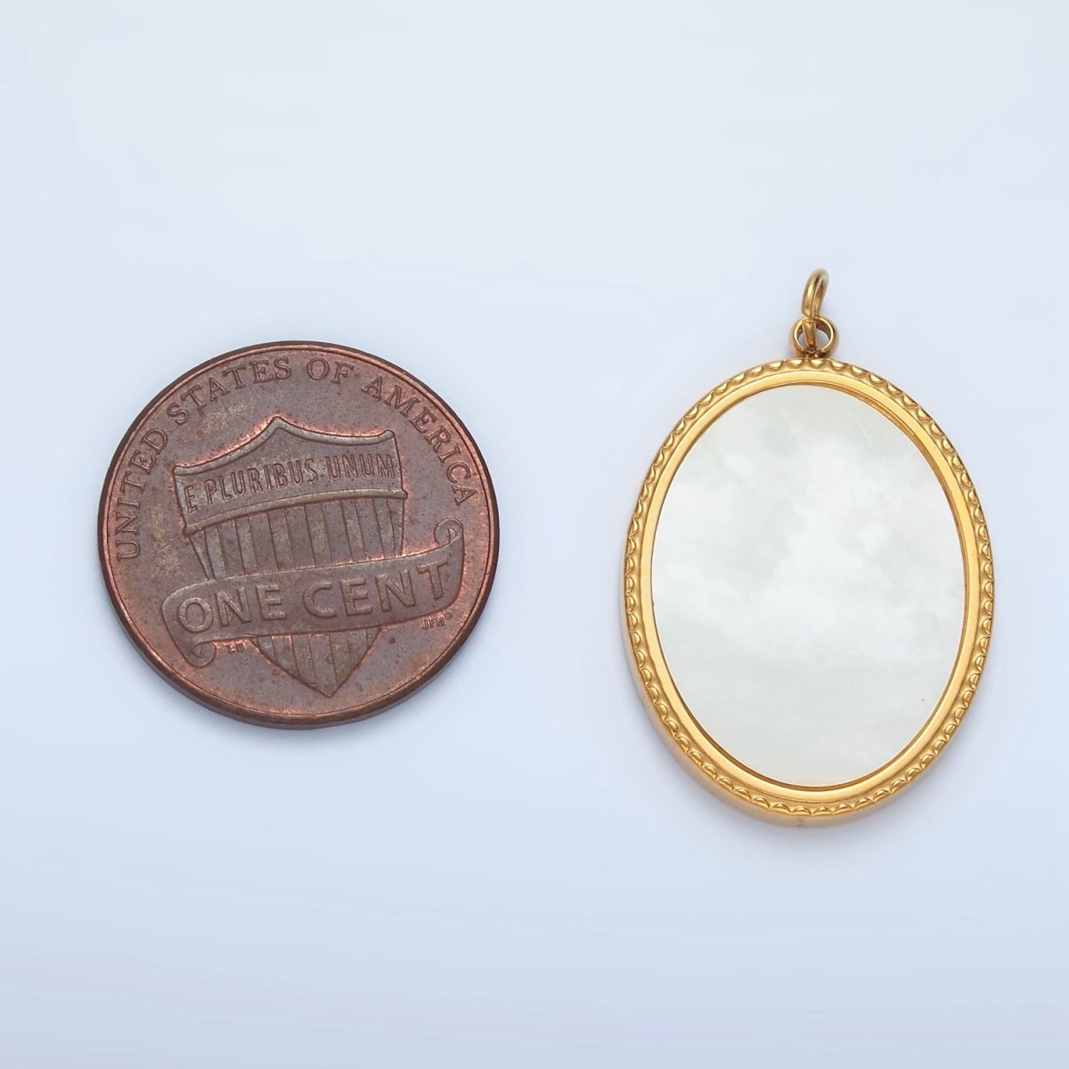 Stainless Steel 25mm Shell Pearl Oval Edged Bezel Charm | P1217