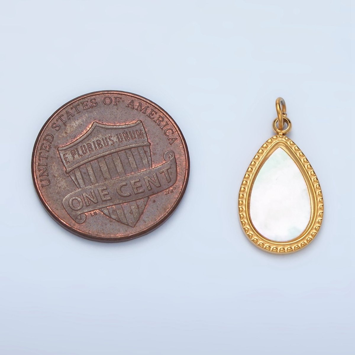 Stainless Steel Shell Pearl Teardrop Edged Bezel Charm | P697