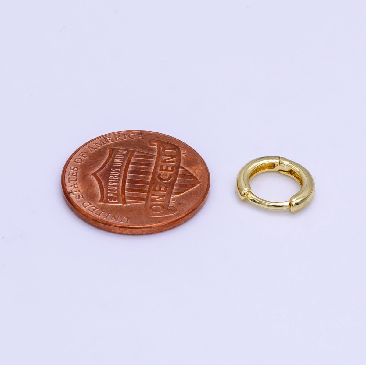 14K Gold Filled 10mm Minimalist Cartilage Huggie Earrings | AB1181