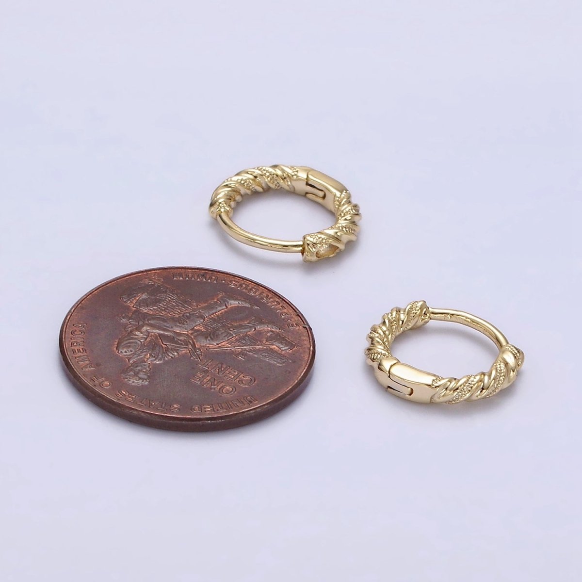 14K Gold Filled 11mm Dotted Croissant Cartilage Huggie Earrings | AE722