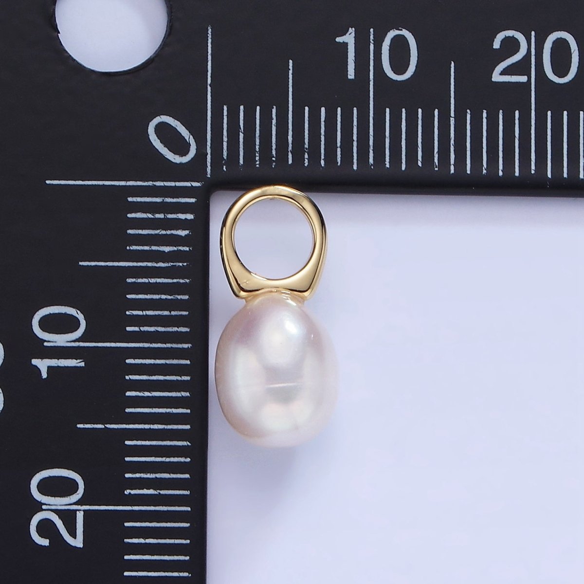 14K Gold Filled 15mm Ringed Shell Pearl Drop Pendant | P1743