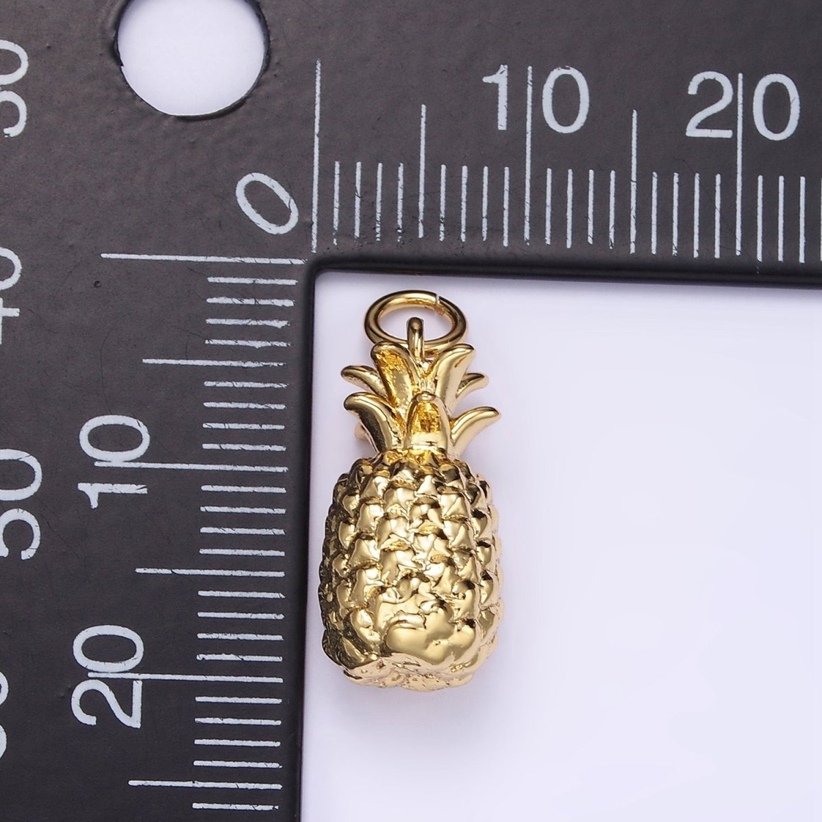 14K Gold Filled 17mm Pineapple Fruit Minimalist Charm | C822