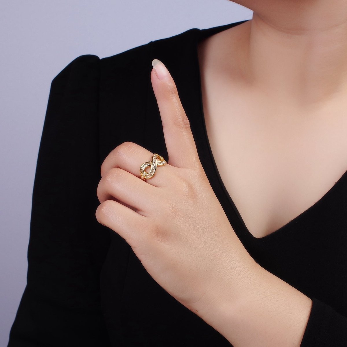 14K Gold Filled Baguette Lined Infinity Band Ring | O1381