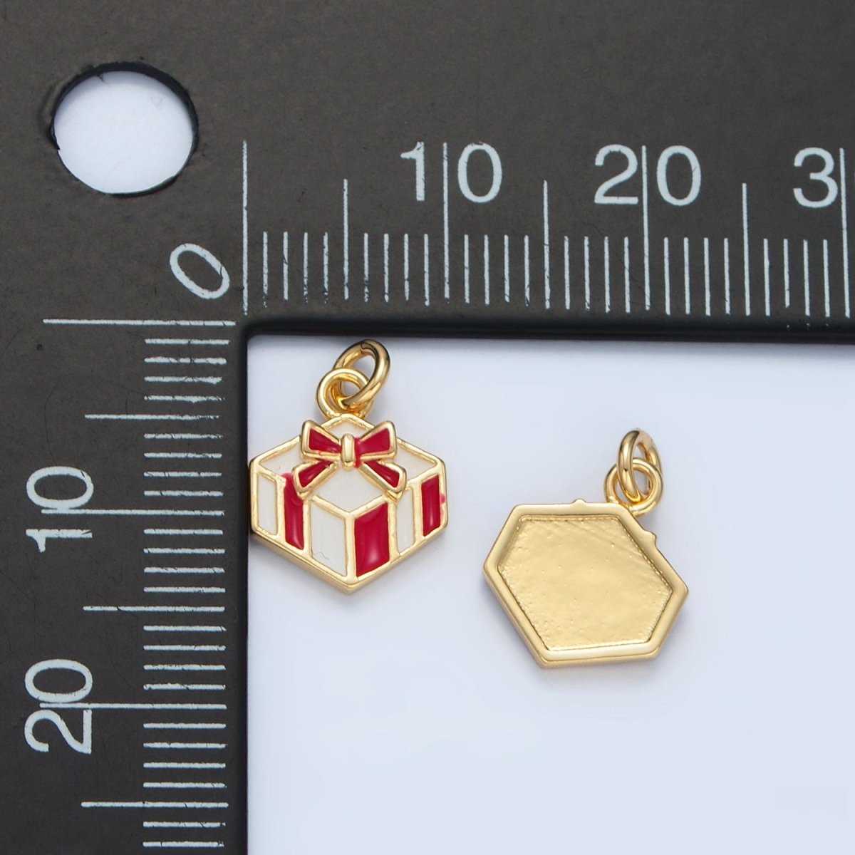 14K Gold Filled Christmas Present Gift Enamel Charm | AG941