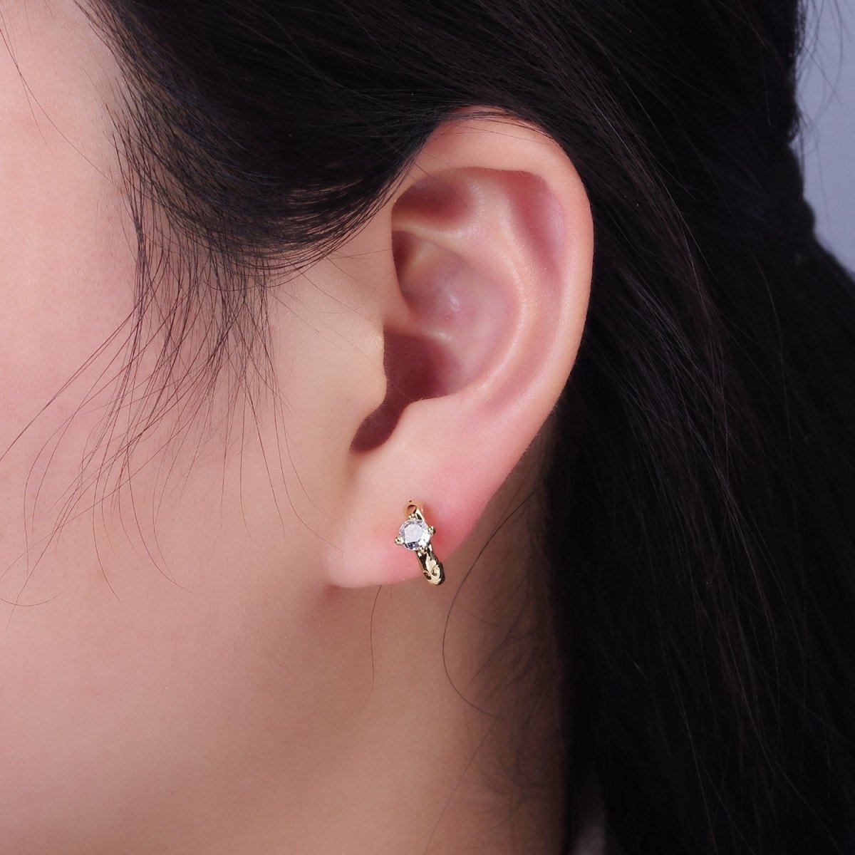 14K Gold Filled CZ Hammered C-Shaped Hoop Earrings | P485