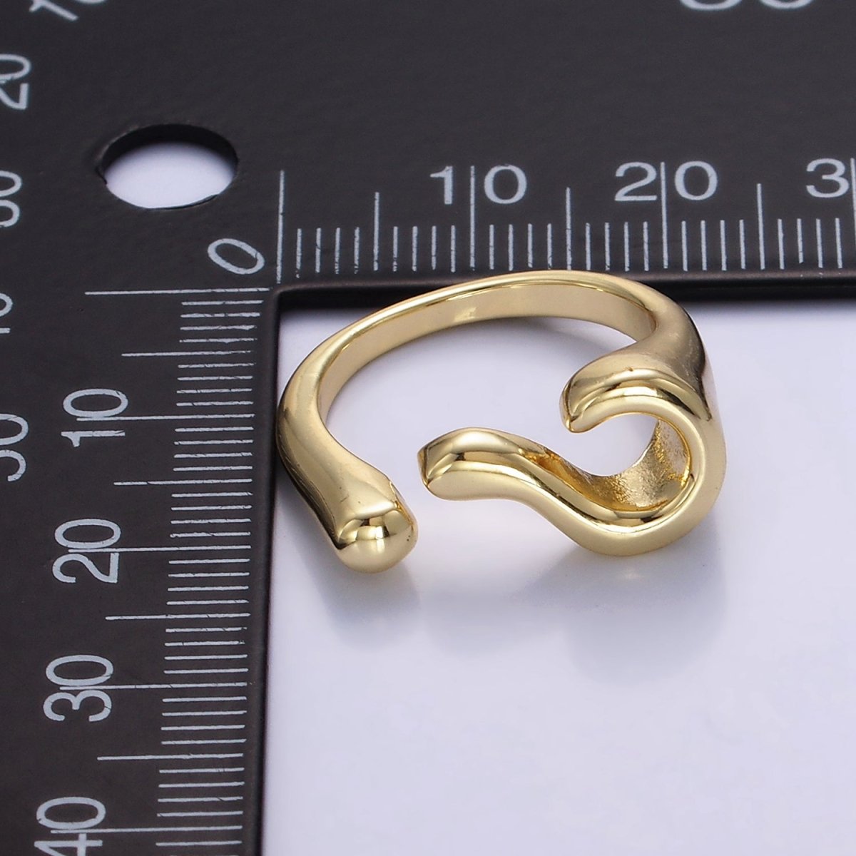 14K Gold Filled Geometric Curved Band Wrap Ring | O416