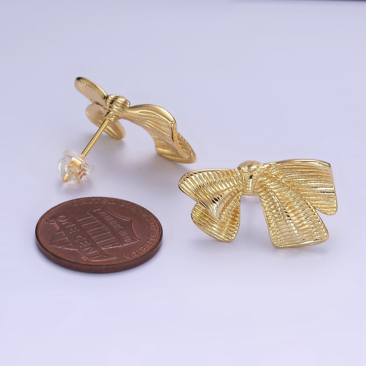 14K Gold Filled Line-Textured Ribbon Bow Stud Earrings | P503