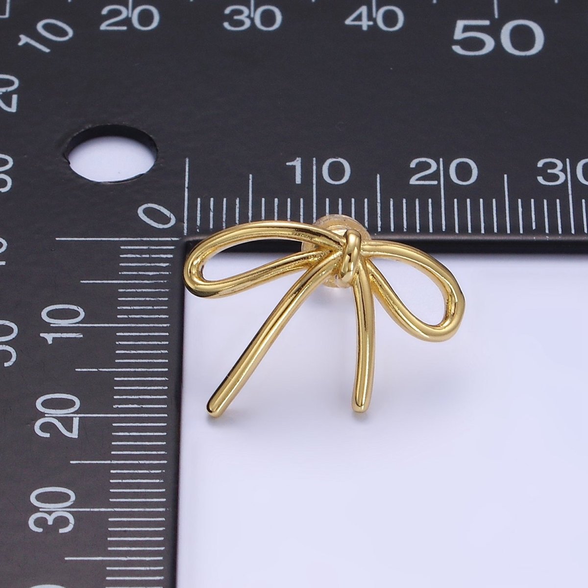 14K Gold Filled Minimalist Tied Ribbon Bow Stud Earrings in Gold & Silver | Q281 Q282