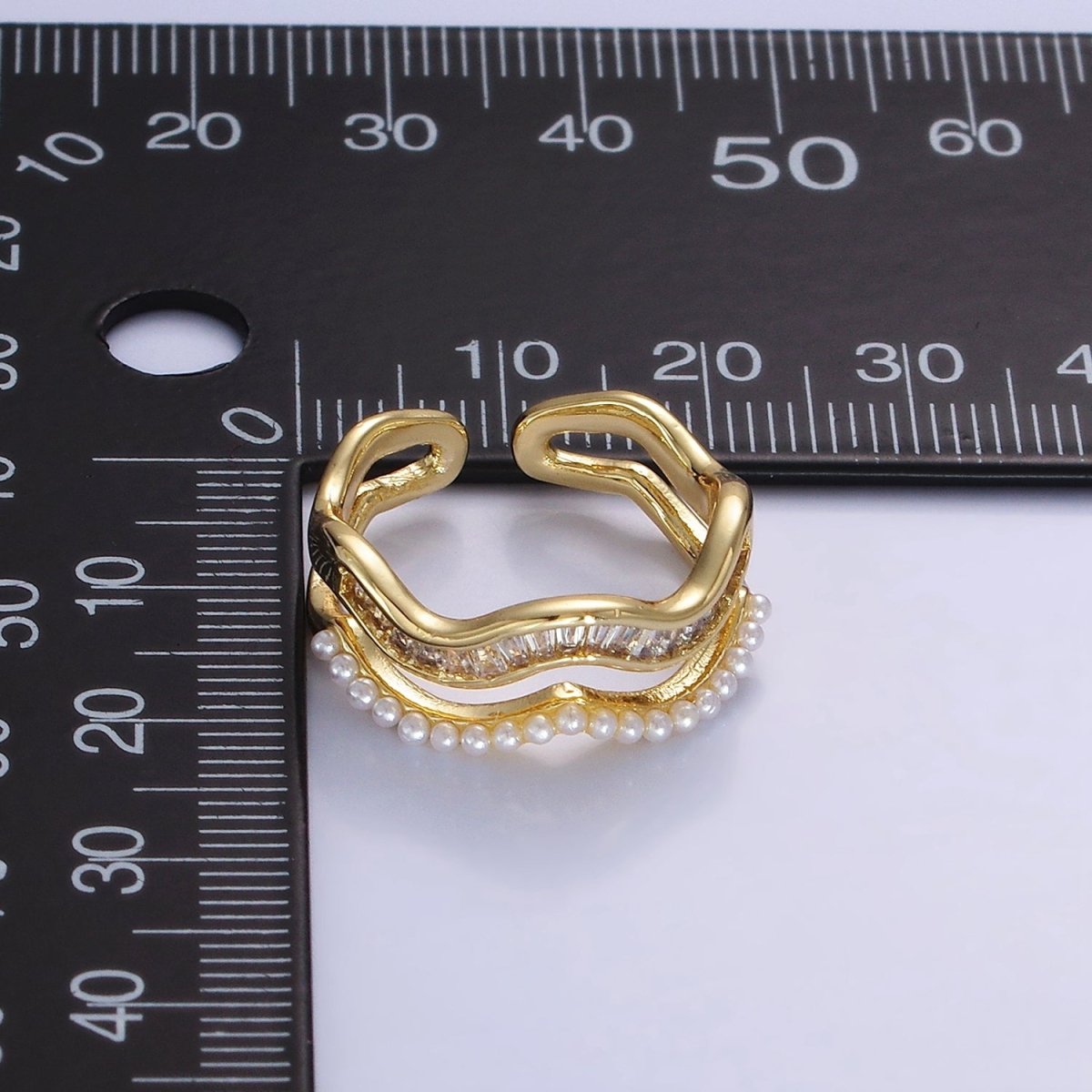 14K Gold Filled Wavy Baguette Pearl Double Band Ring | O094