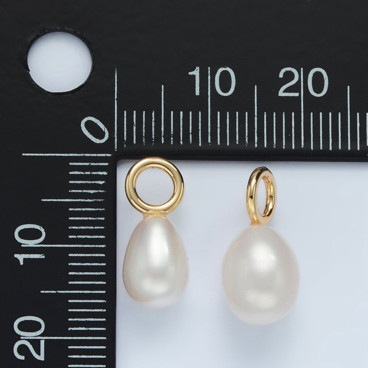 16K Gold Filled 16mm White Freshwater Pearl Drop Pendant | P1867