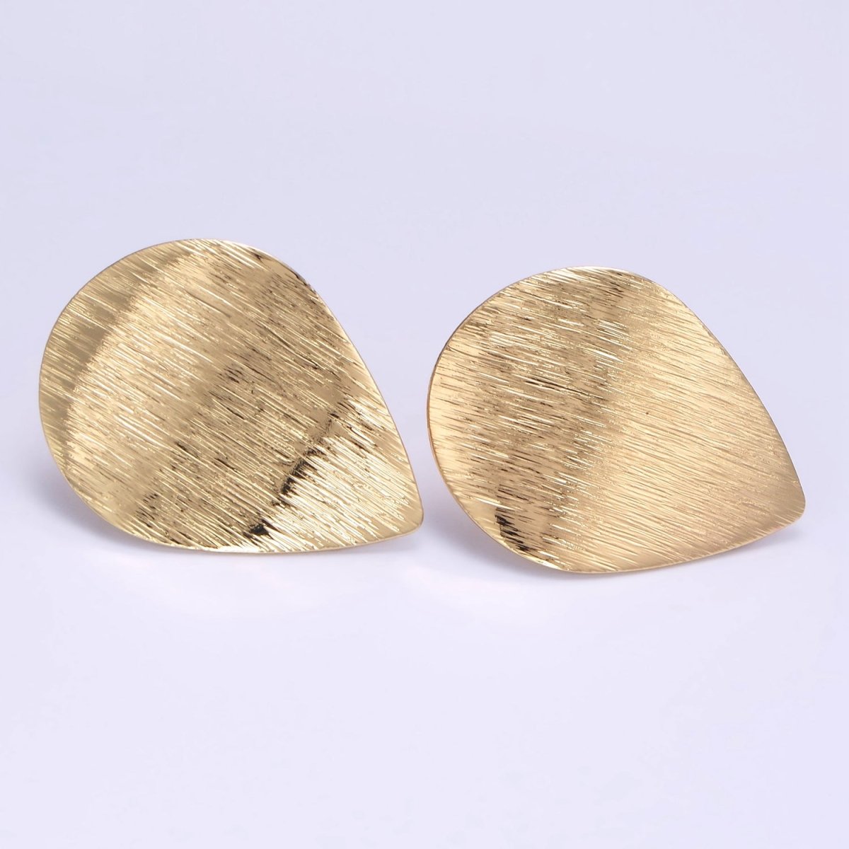16K Gold Filled Line-Textured Teardrop Drop Stud Earrings | Z821