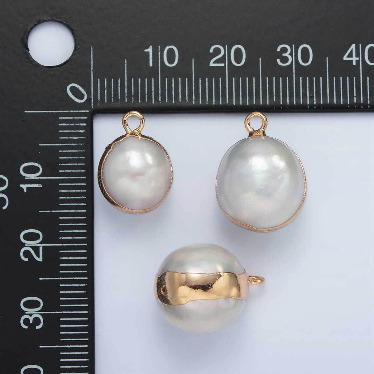 16K Gold Filled Round Freshwater Pearl Foil Bezel Charm | P1757