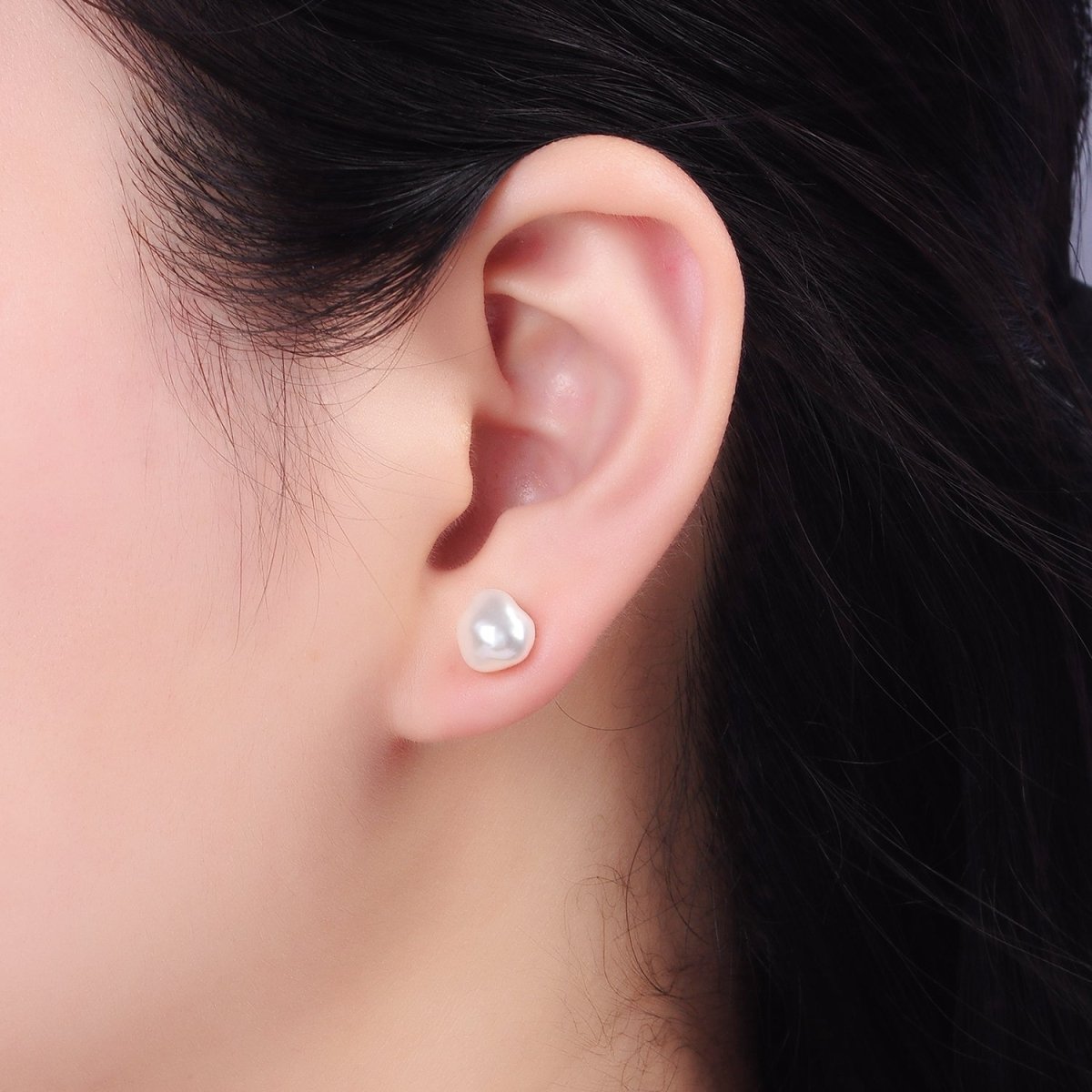 16K Gold Filled White Baroque Freshwater Pearl Stud Earrings | AB1193