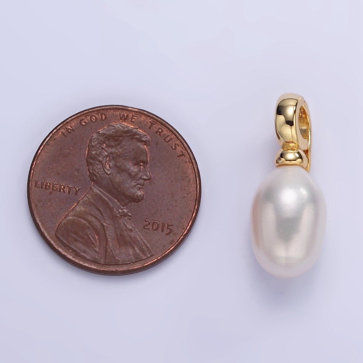 16K Gold Filled White Freshwater Pearl Snap Latch Drop Pendant | P1889