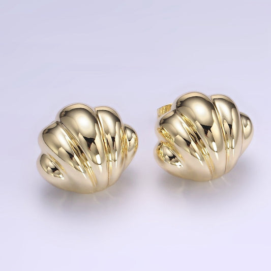 18mm Lightweight Puffed Croissant Stud Earrings | V073