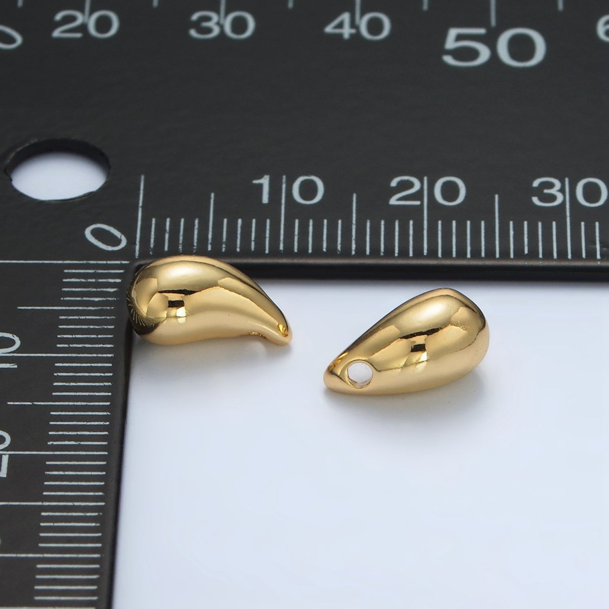 24K Gold Filled 11.5mm Minimalist Teardrop Bead | B413
