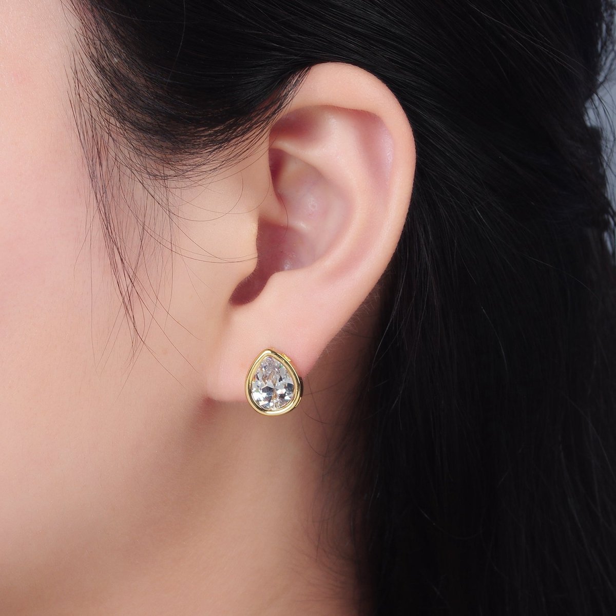 24K Gold Filled 12.5mm Clear CZ Teardrop Bezel Stud Earrings | AD674