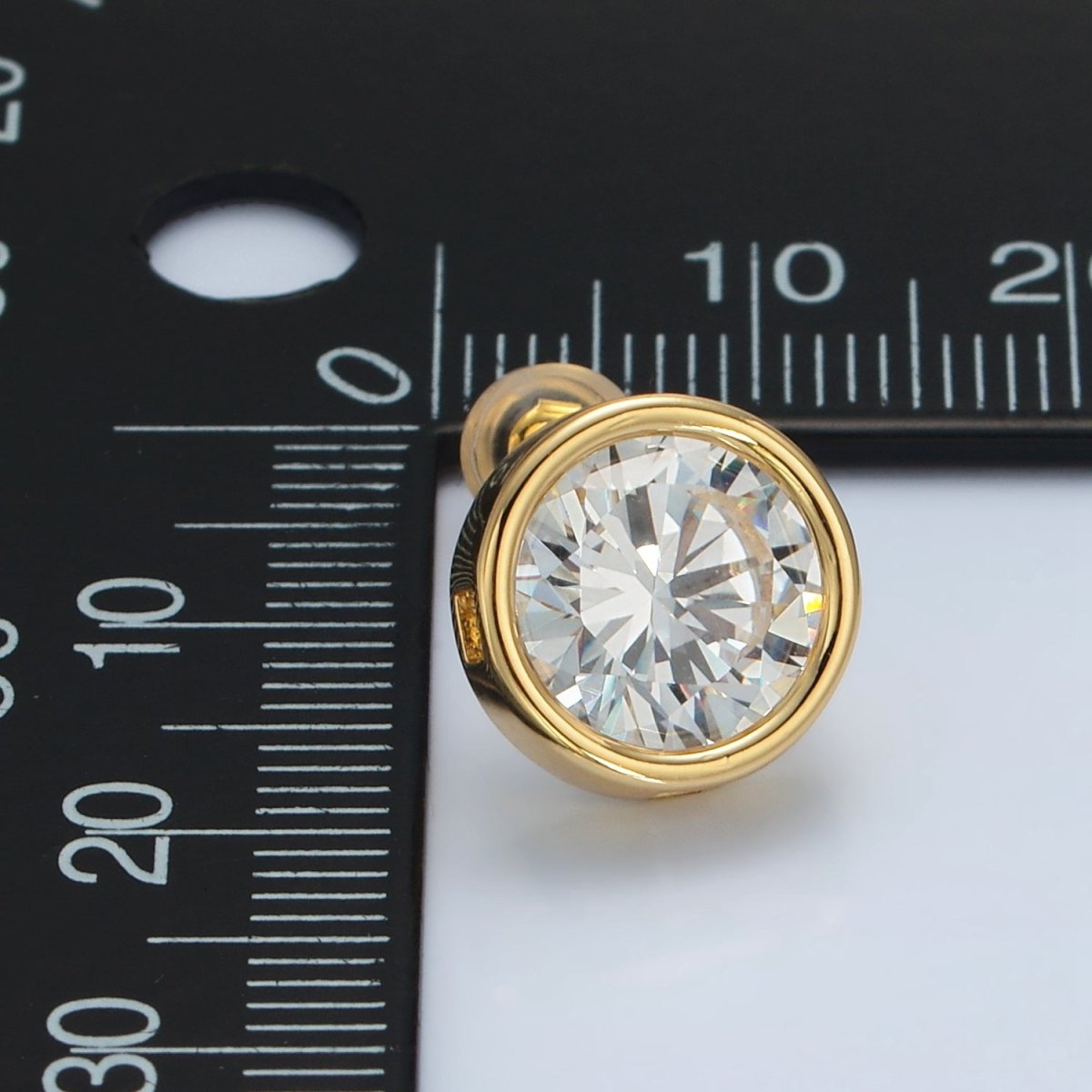 24K Gold Filled 12mm Clear CZ Round Bezel Stud Earrings | P532