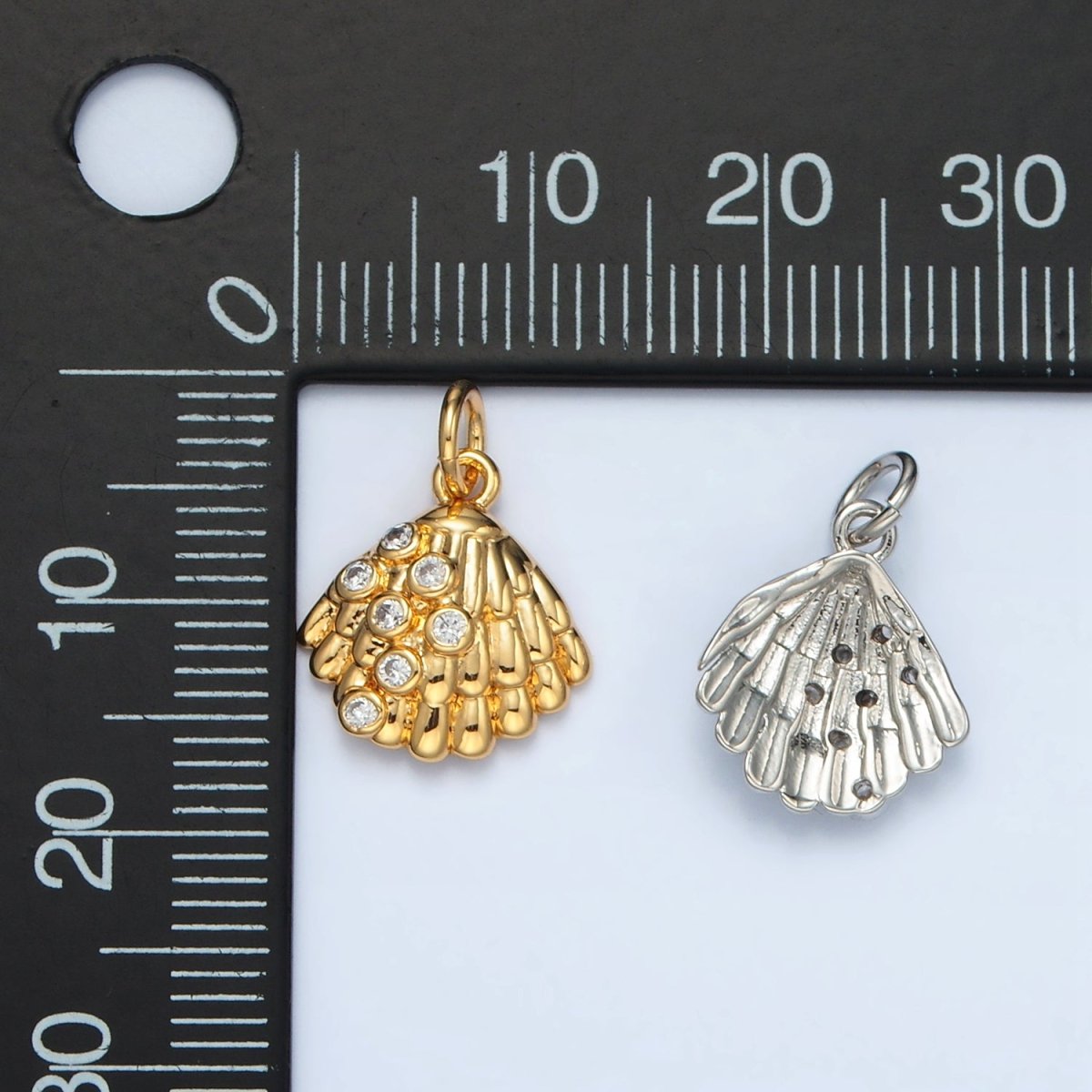 24K Gold Filled 15mm CZ Dotted Clam Sea Shell Charm in Gold & Silver | AG862