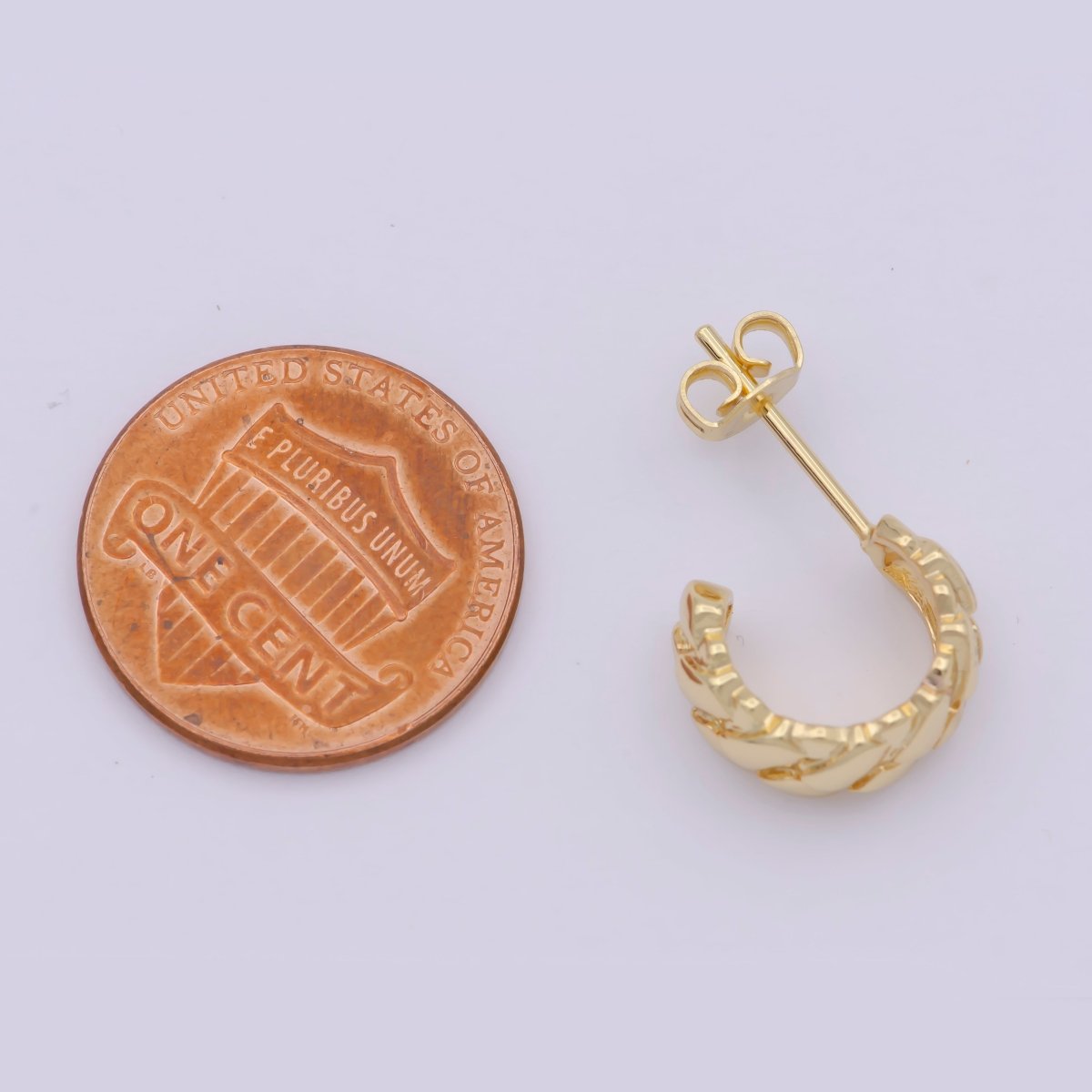 24K Gold Filled 15mm Geometric Quilted Bar C-Shaped Hoop Earrings | AB1202