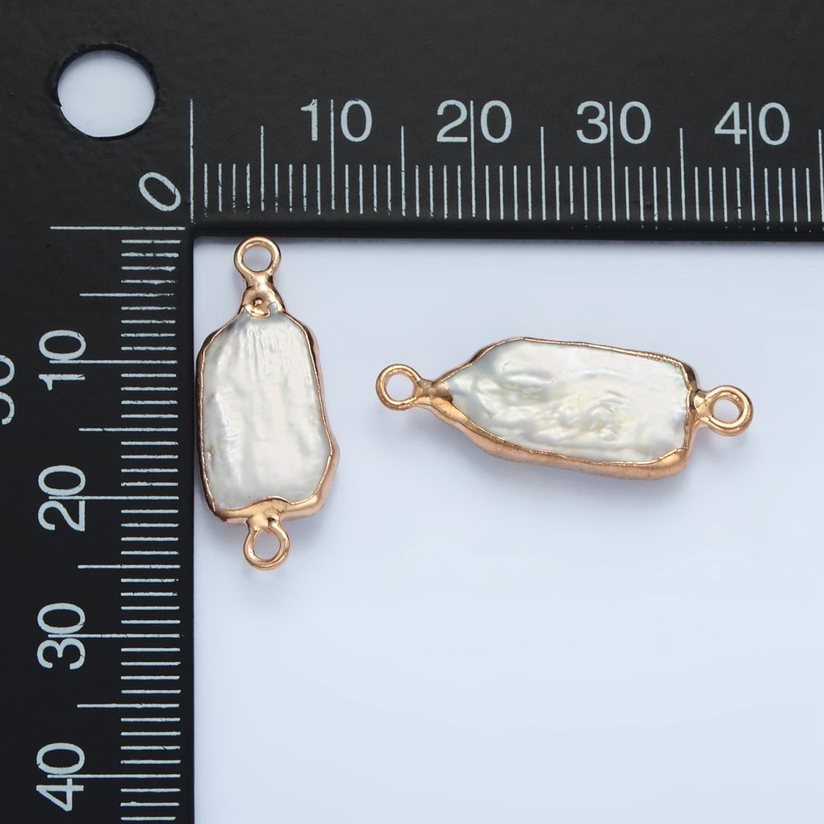 24K Gold Filled 20mm White Biwa Freshwater Pearl Foil Bezel Connector | P1761