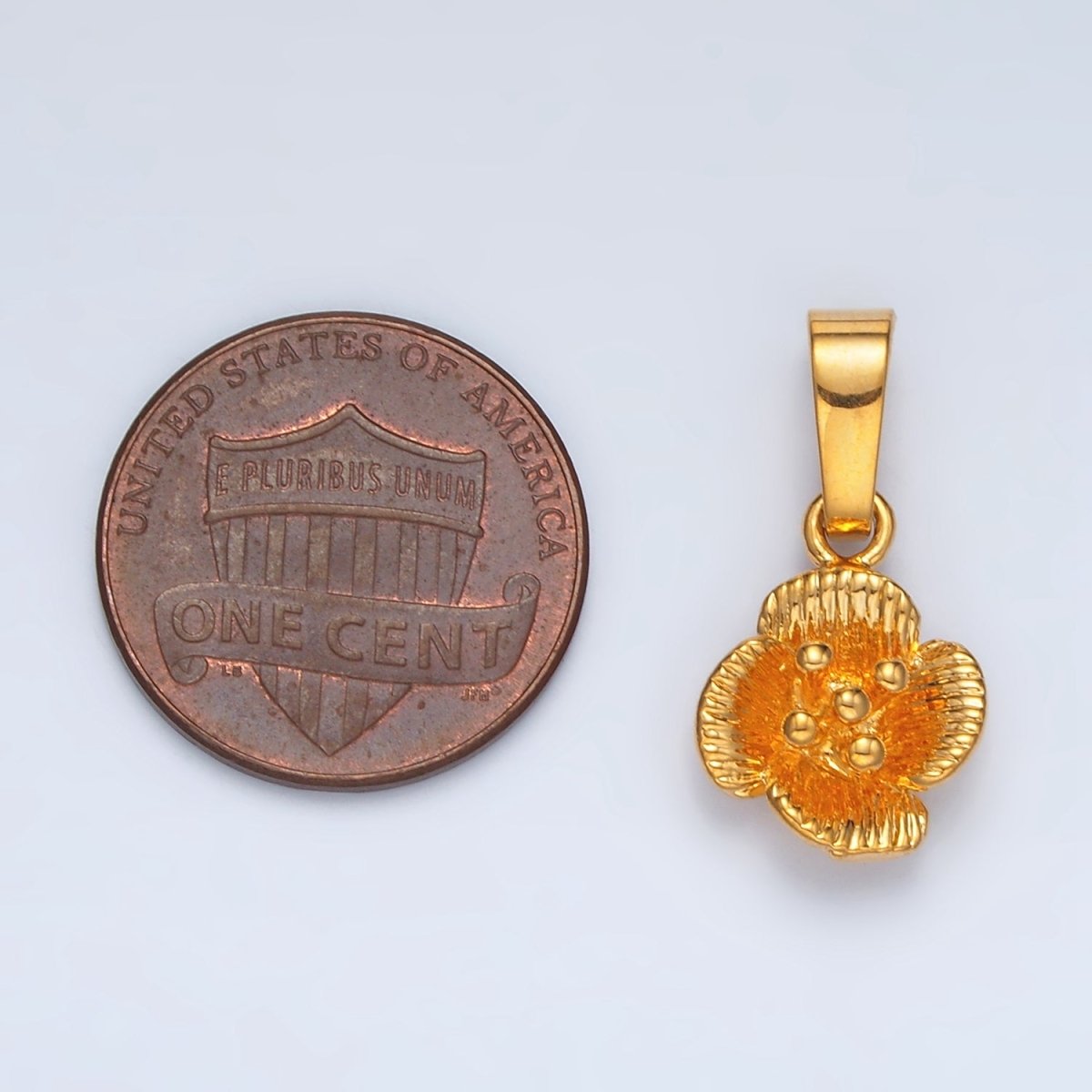 24K Gold Filled 21mm Line-Textured Flower Minimalist Pendant | AA1410