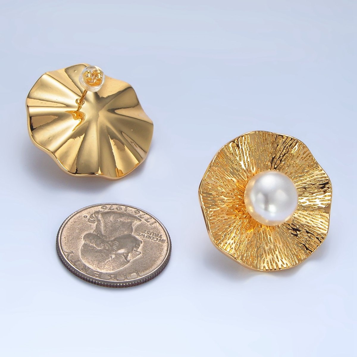24K Gold Filled 30mm Pearl Line-Textured Line-Textured Flower Stud Earrings | AD775