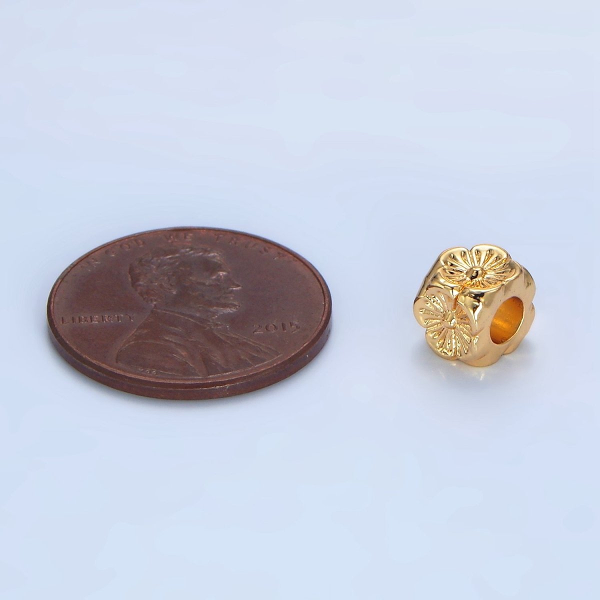 24K Gold Filled 6mm Hibiscus Flower Bead | B586