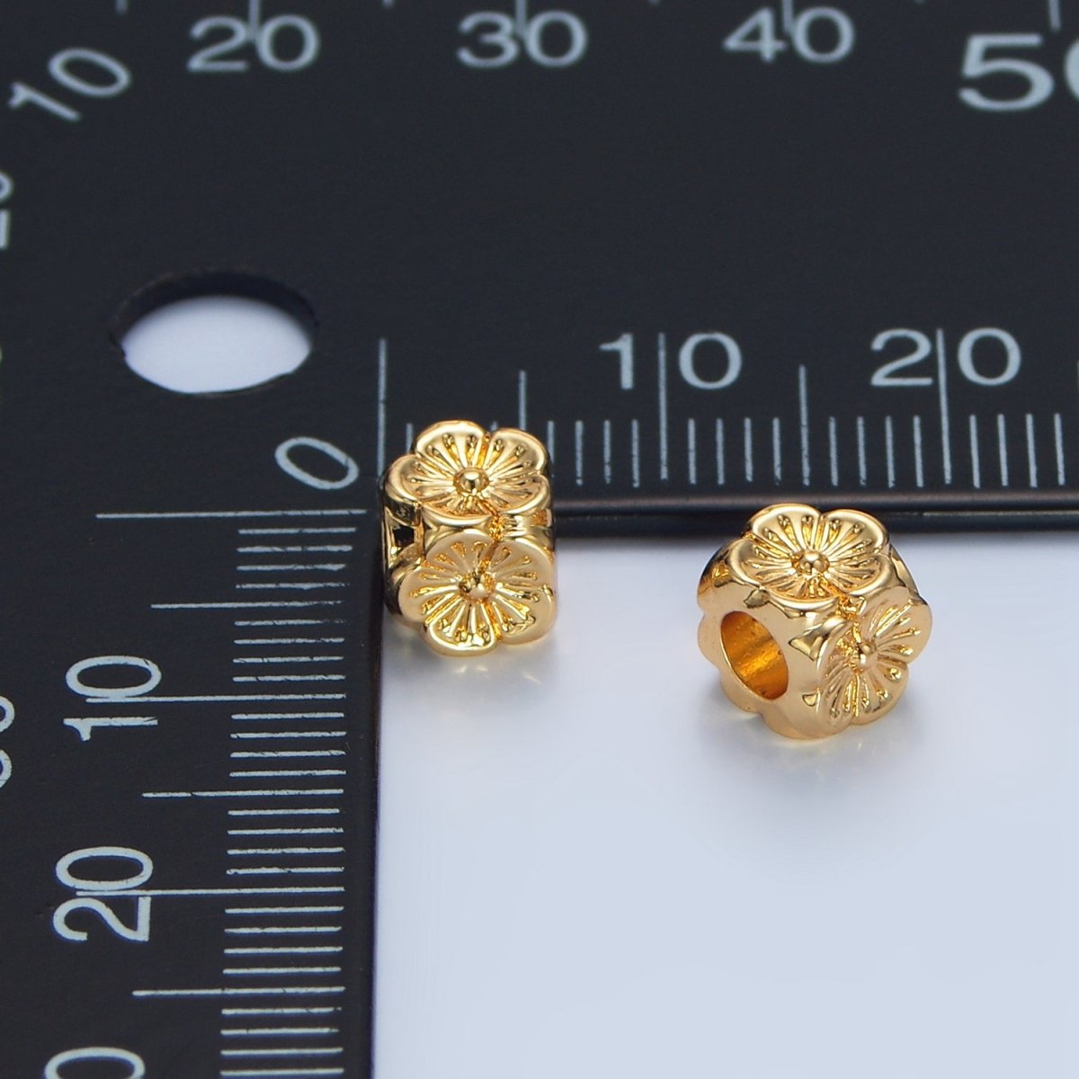 24K Gold Filled 6mm Hibiscus Flower Bead | B586