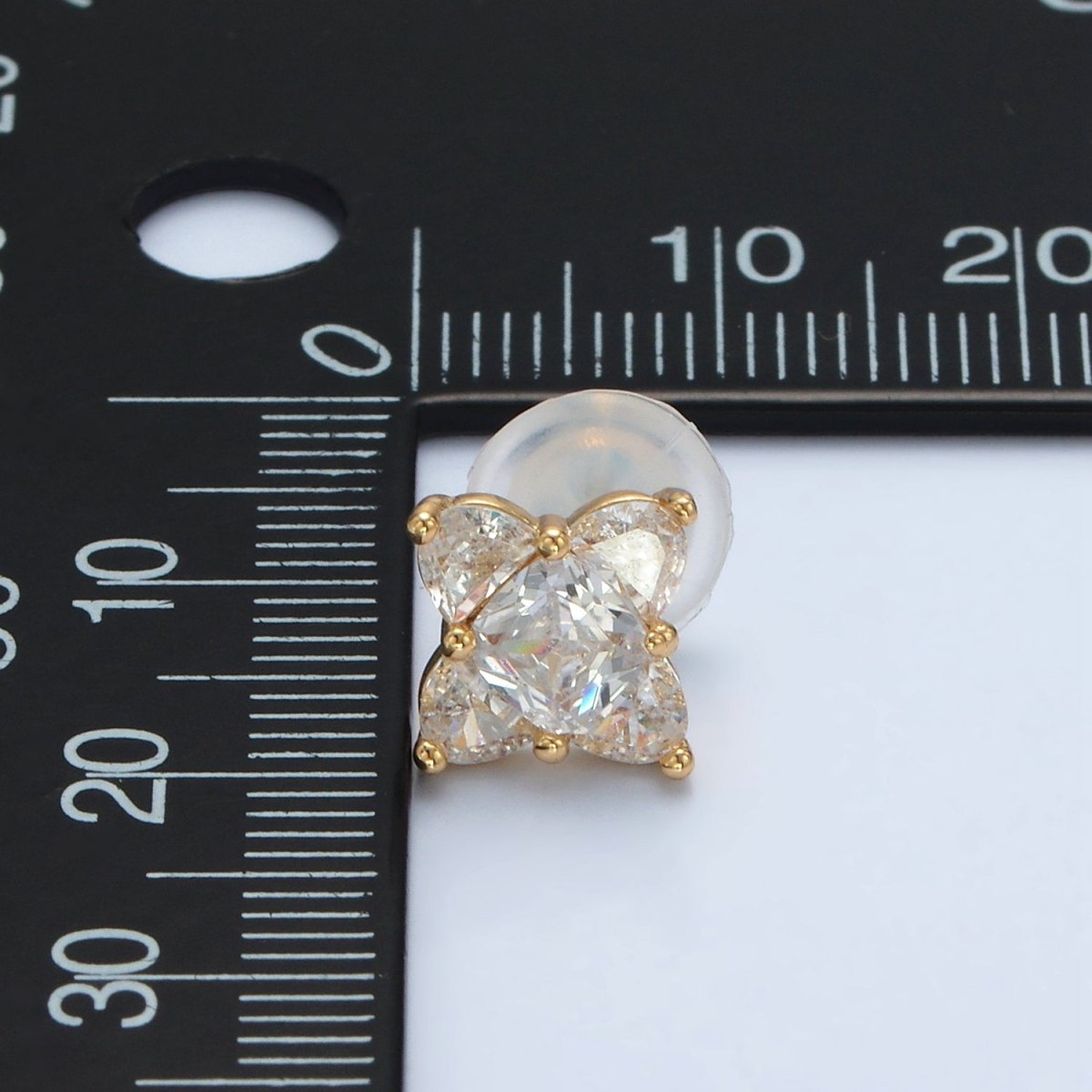 24K Gold Filled 8.8mm Clear CZ Geometric Flower CZ Stud Earrings | T302