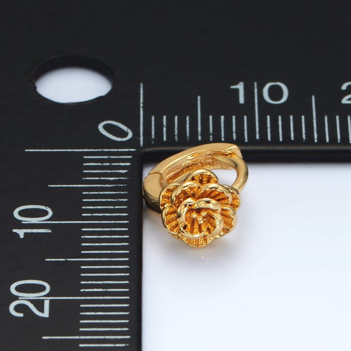 24K Gold Filled 9mm Rose Flower Cartilage Huggie Earrings | T213