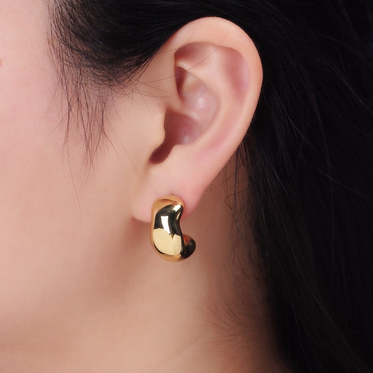 24K Gold Filled Abstract Wide Band C-Shaped Hoop Earrings | P135