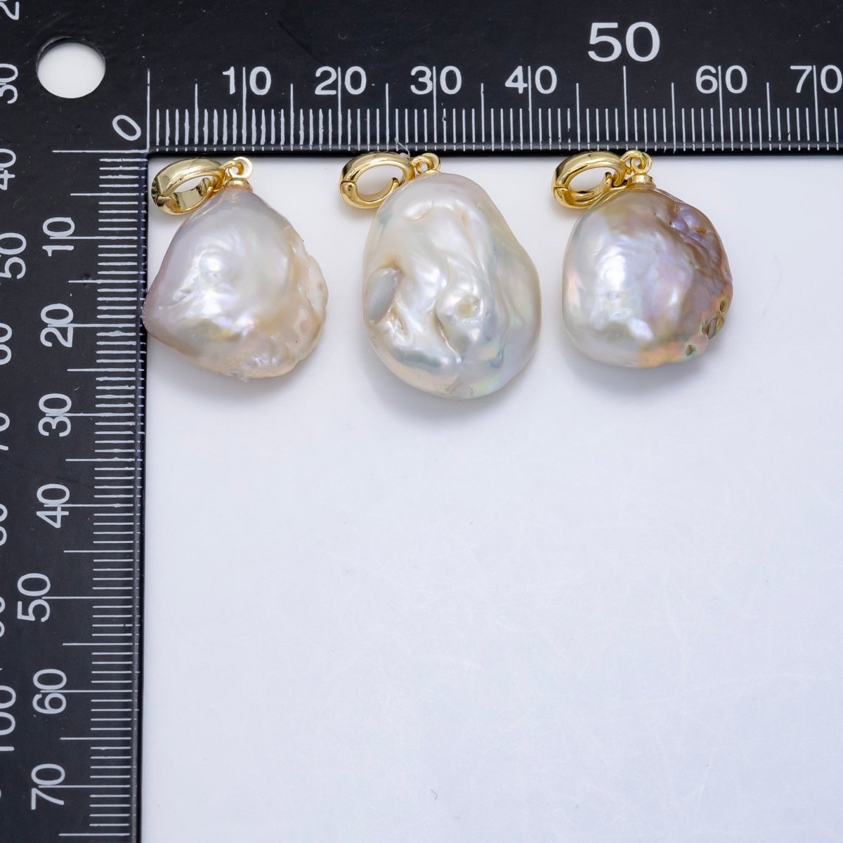 24K Gold Filled Baroque Rounded Freshwater Pearl Snap Latch Bail Pendant | P1914