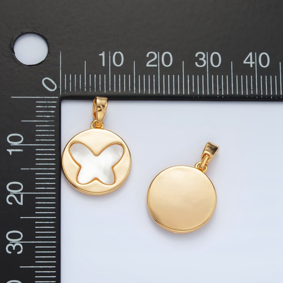 24K Gold Filled Butterfly Shell Pearl Round Pendant