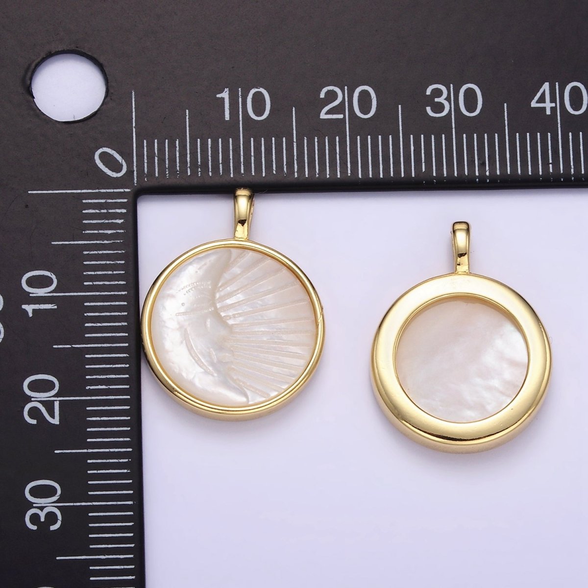24K Gold Filled Celestial Moon Face Ray Shell Pearl Bezel Round Pendant | AA1332