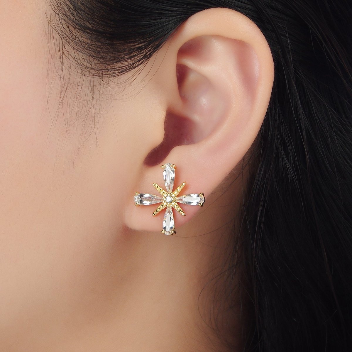 24K Gold Filled Clear CZ Celestial Star Flower Stud Earrings | AD754