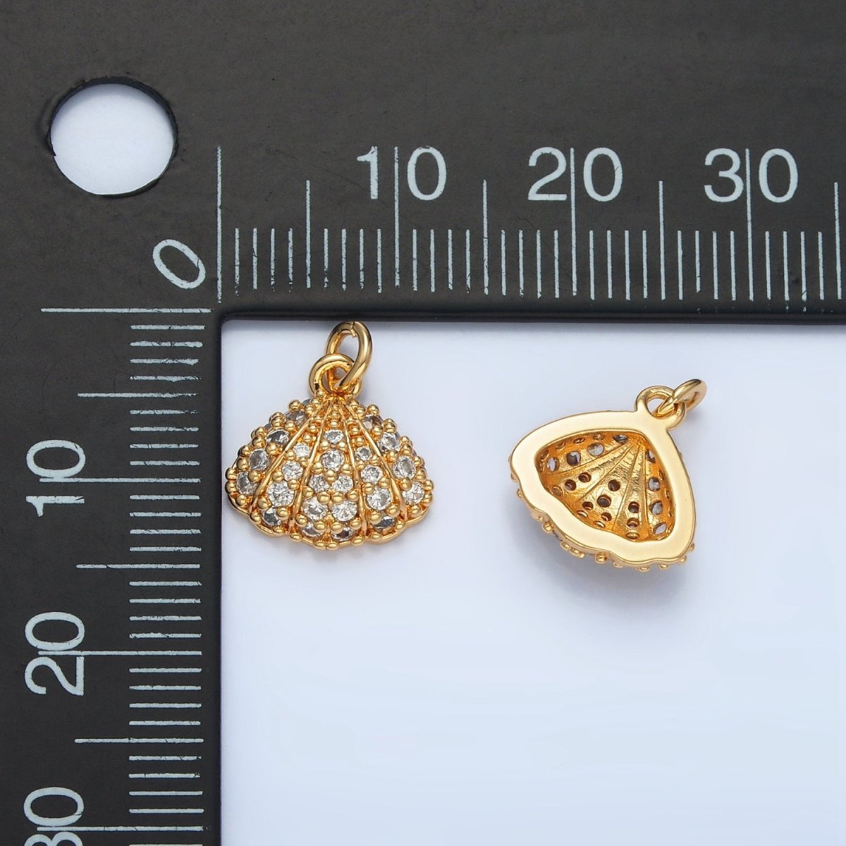 24K Gold Filled CZ Micro Paved Clam Sea Shell Charm | AG908