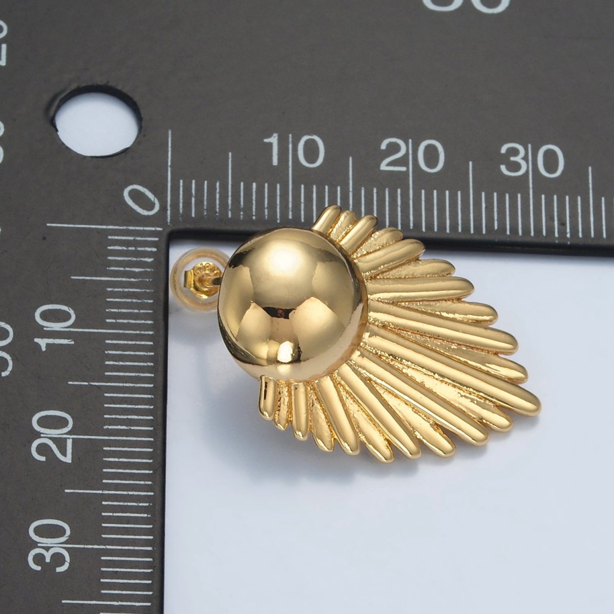 24K Gold Filled Dome Sunburst Feather Door Knob Stud Earrings | AD727