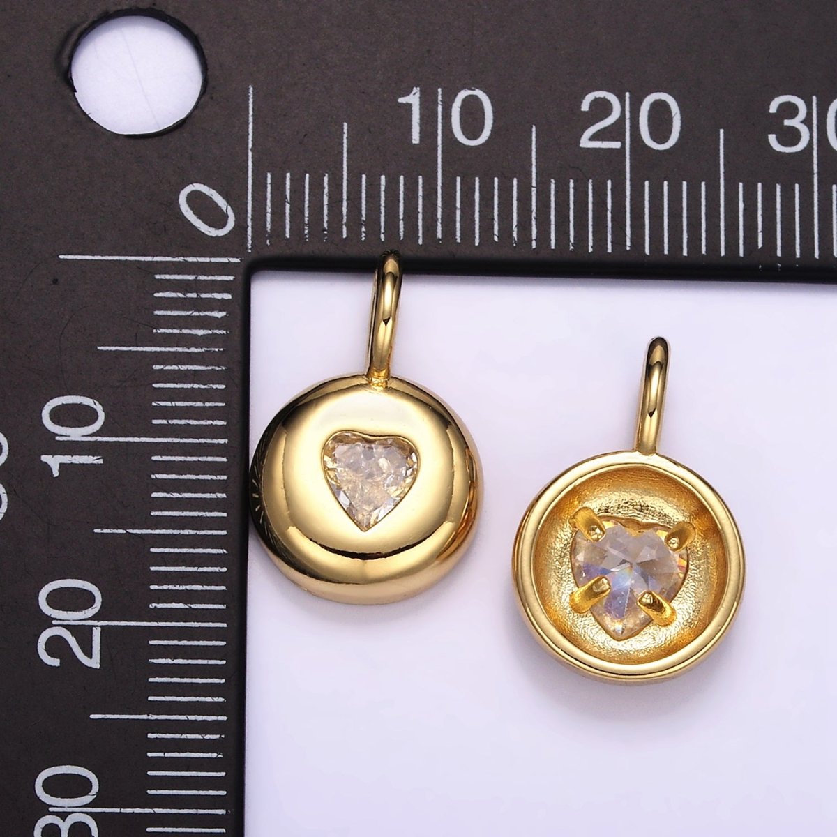 24K Gold Filled Heart Clear CZ Round Bezel Pendant | M123