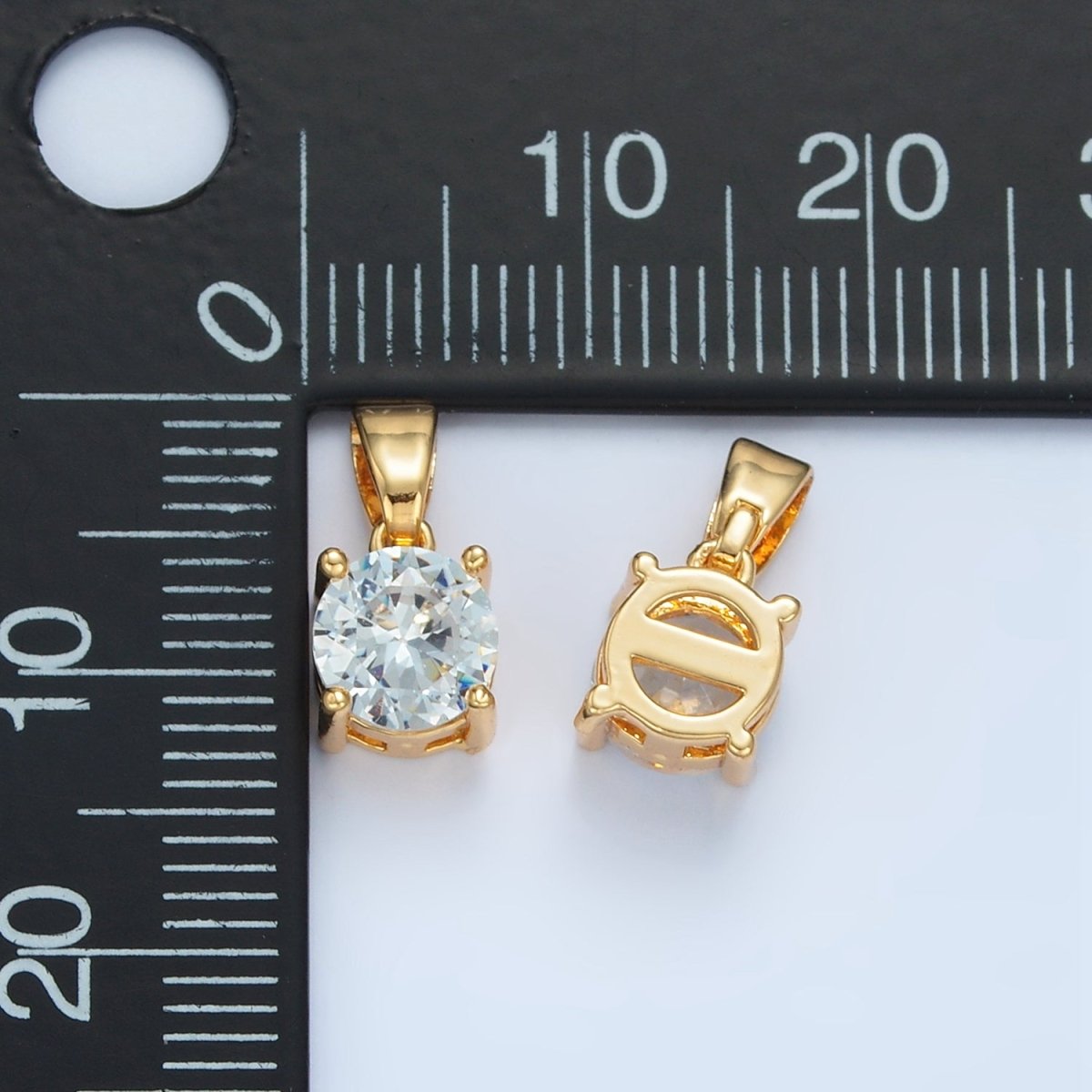 24K Gold Filled Light Blue CZ Round Solitaire Pendant | AA872