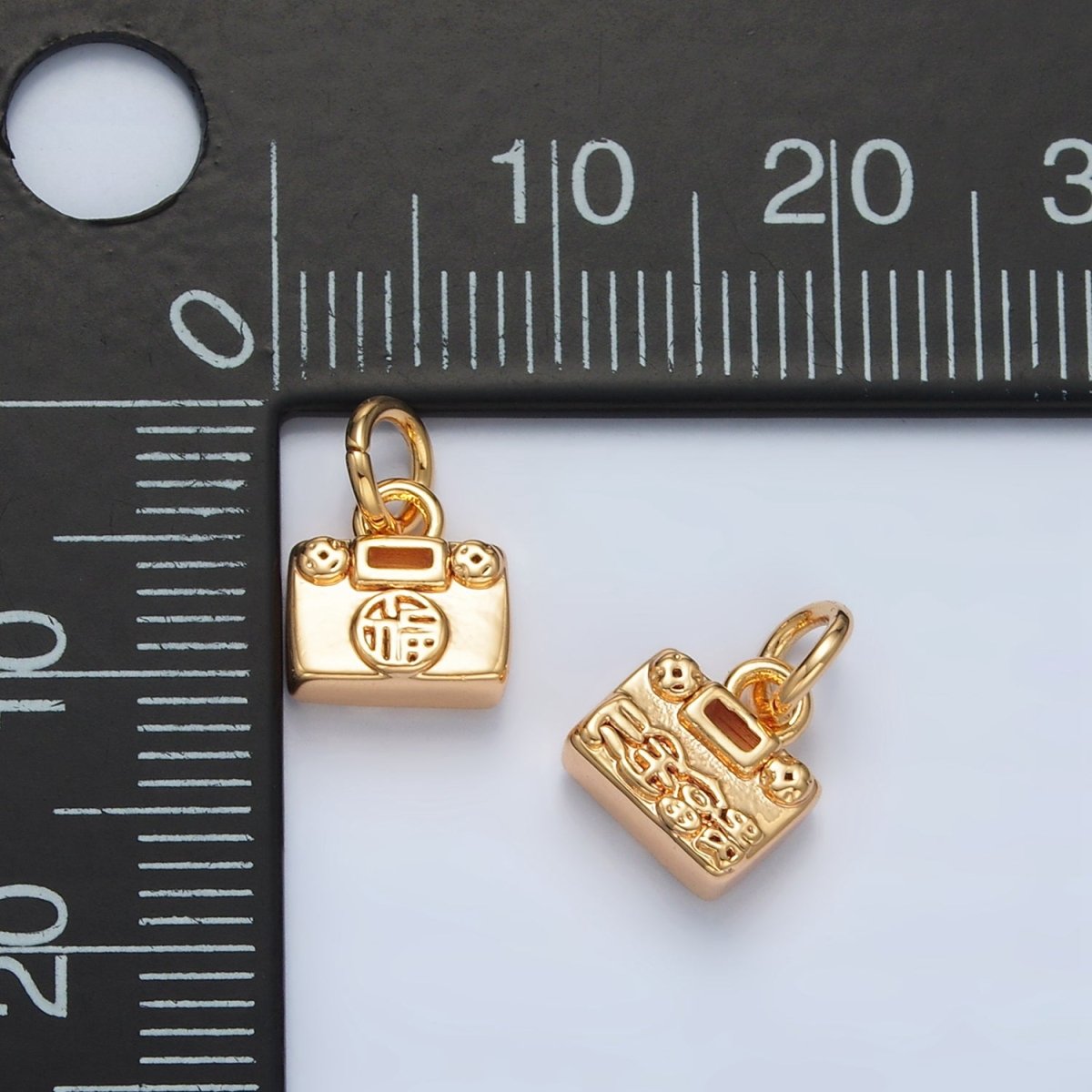 24K Gold Filled Mandarin Script Lucky Mini Charm | AG936