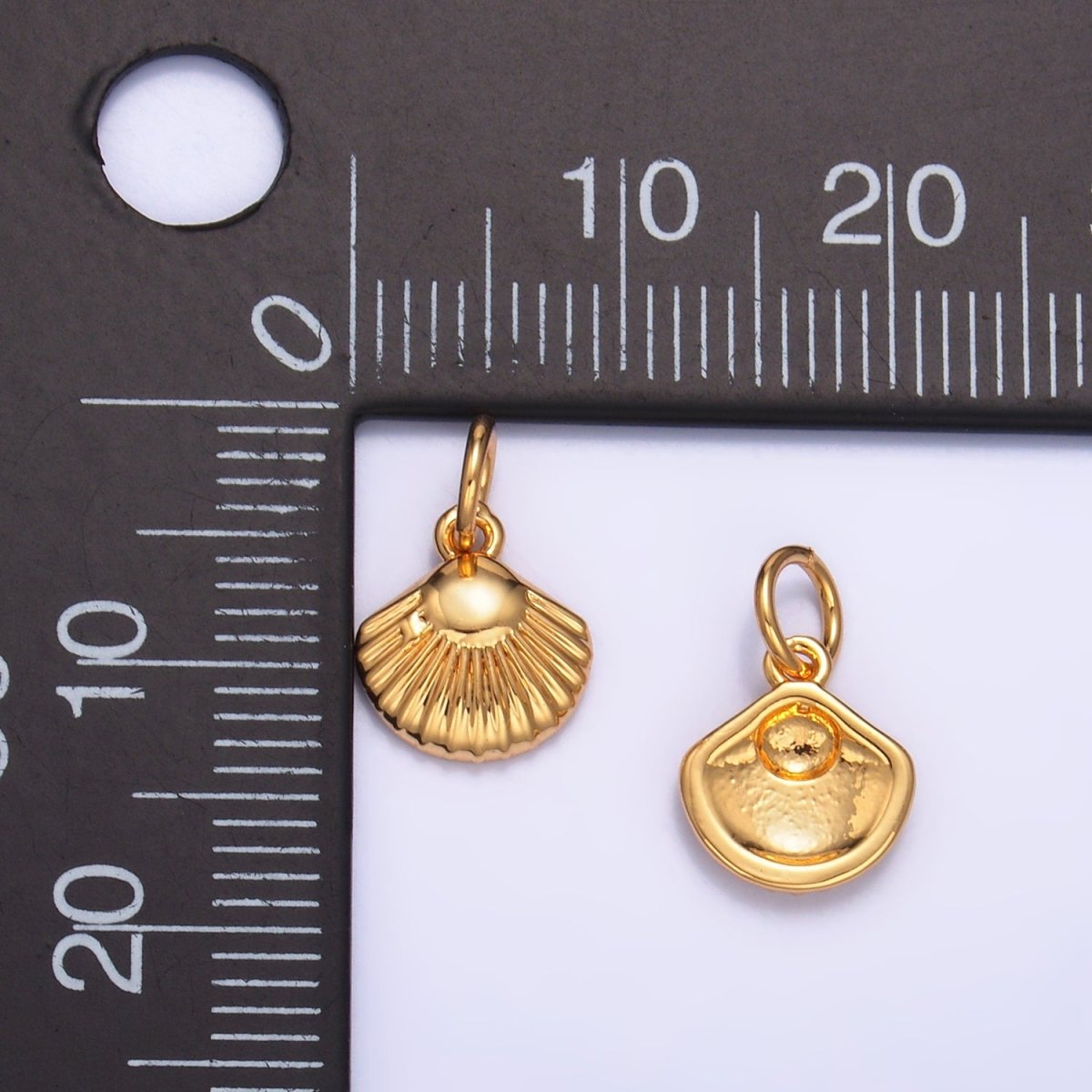24K Gold Filled Mini Clam Sea Shell Minimalist Charm | W326