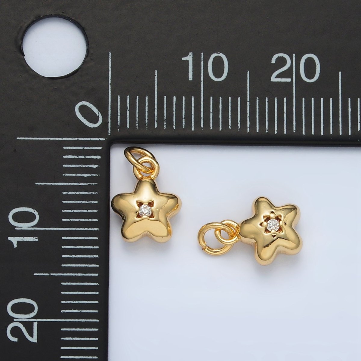24K Gold Filled Mini Puffed CZ Daisy Flower Charm | AC169