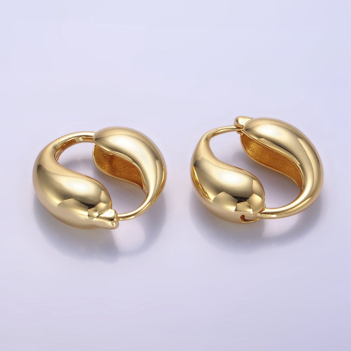 24K Gold Filled Molten Drop Hoop Earrings | Q104