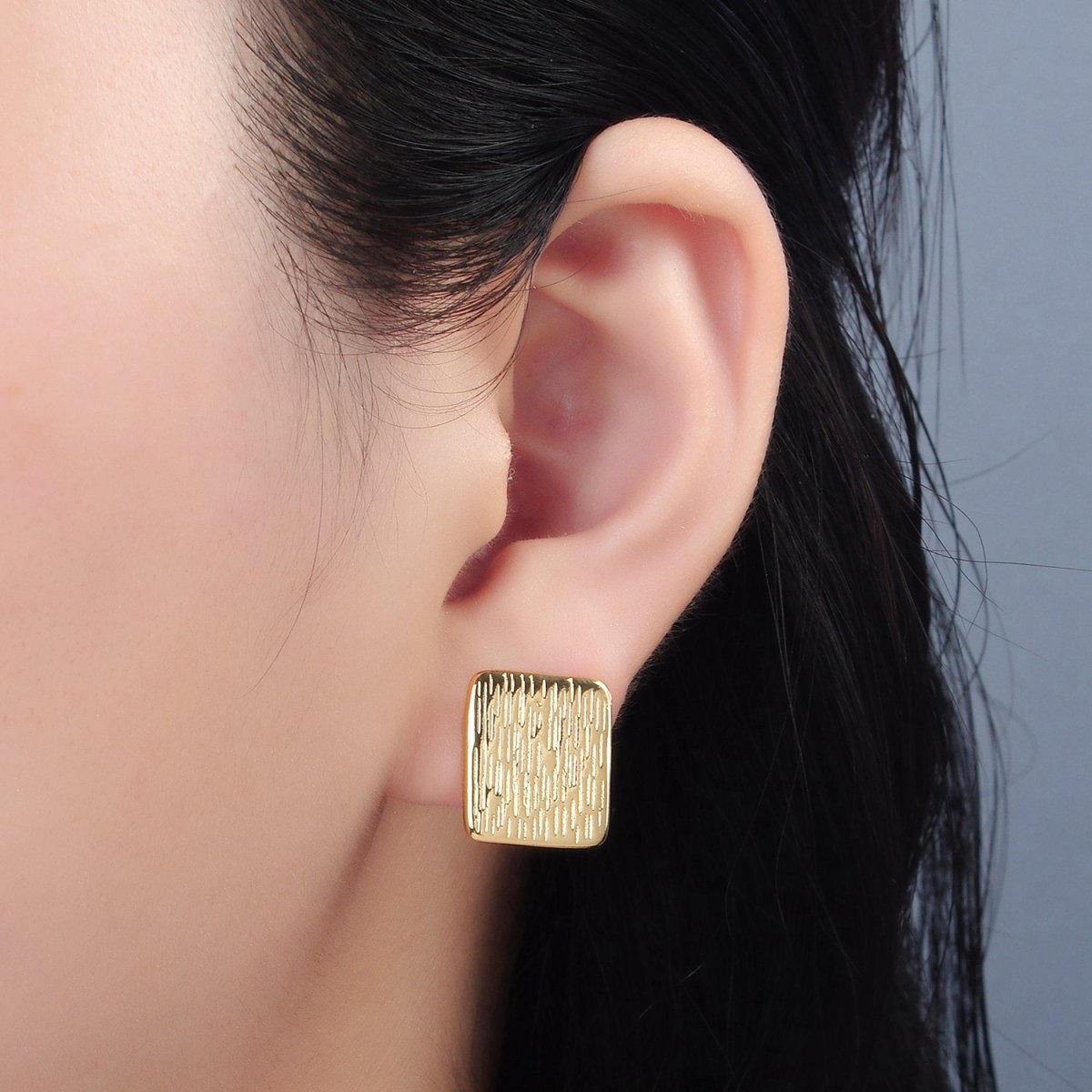 24K Gold Filled Multiple Lined Bar Rectangular Stud Earrings | AD652