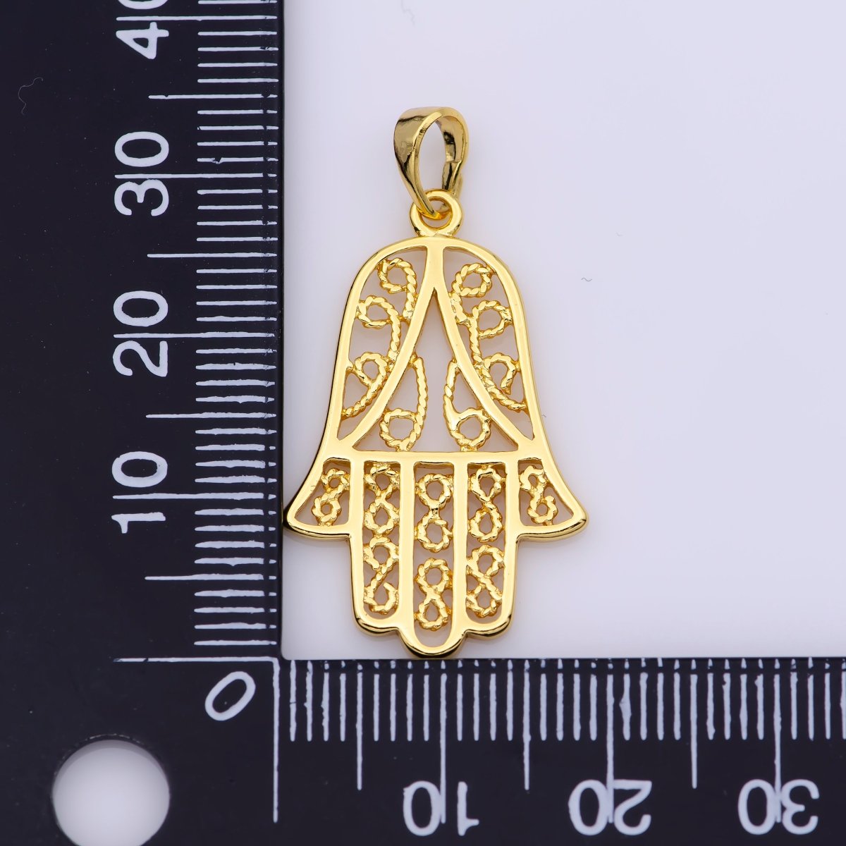 24K Gold Filled Open Filigree Hamsa Hand Pendant | I679