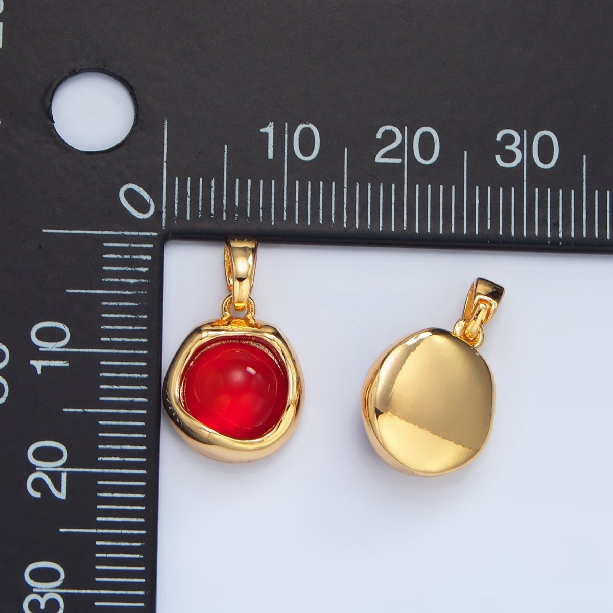 24K Gold Filled Red Carnelian Molten Bezel Stamped Round Pendant | AA133