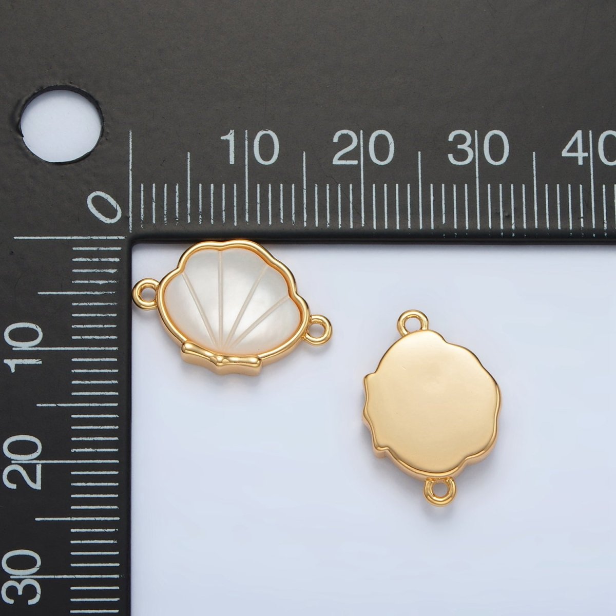 24K Gold Filled Shell Pearl Clam Shell Connector | F095